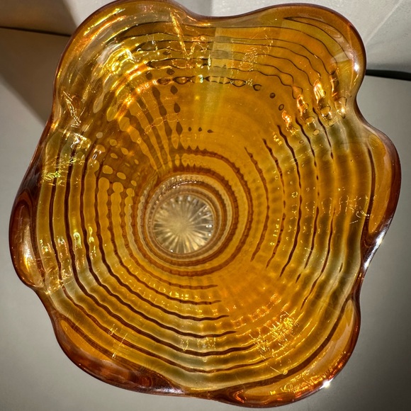 Vintage Imperial Carnival Glass Marigold Ripple Swung Vase - Picture 7 of 15
